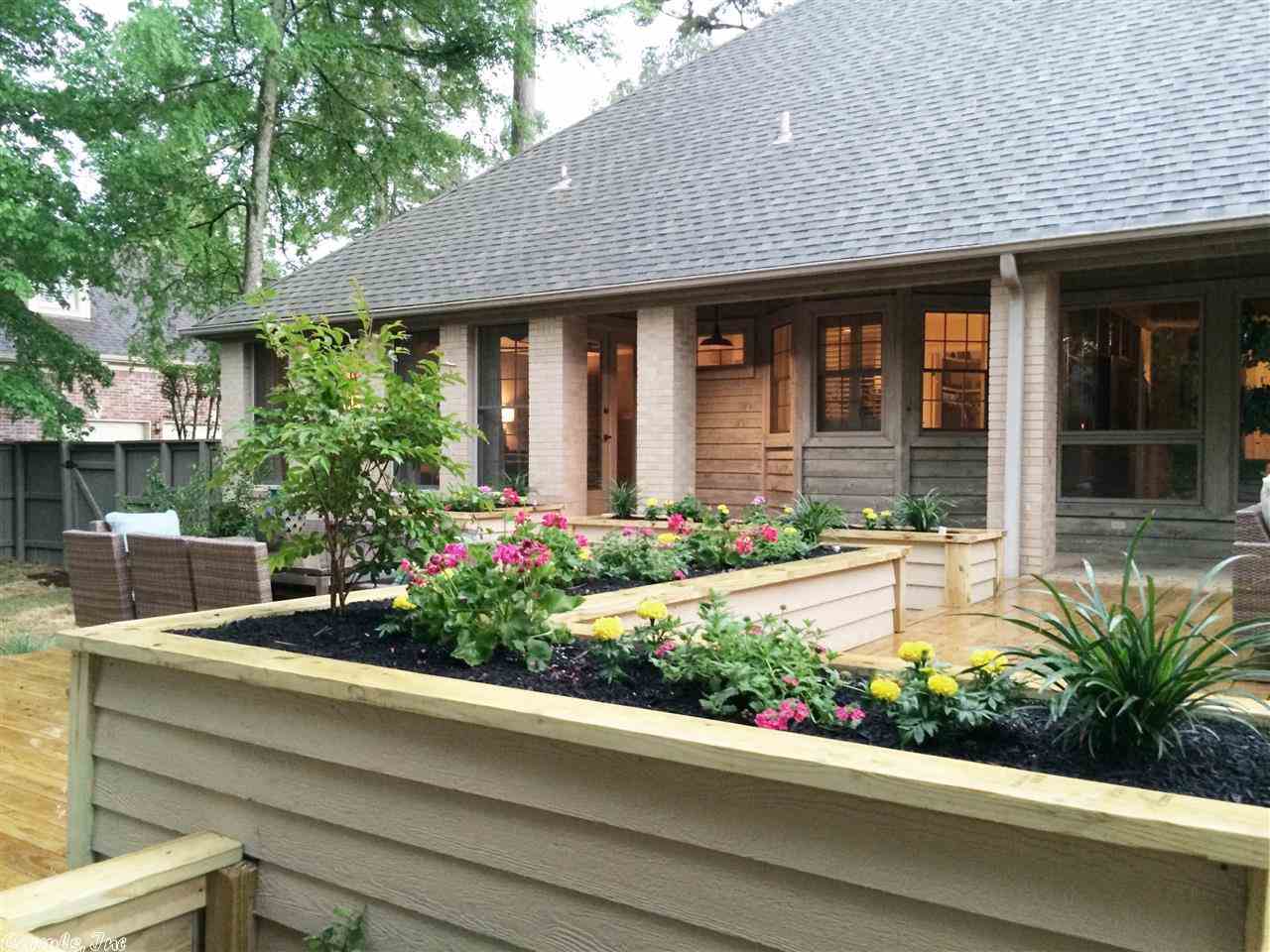 CHENAL VALLEY CHENAL CIRCLE - Residential