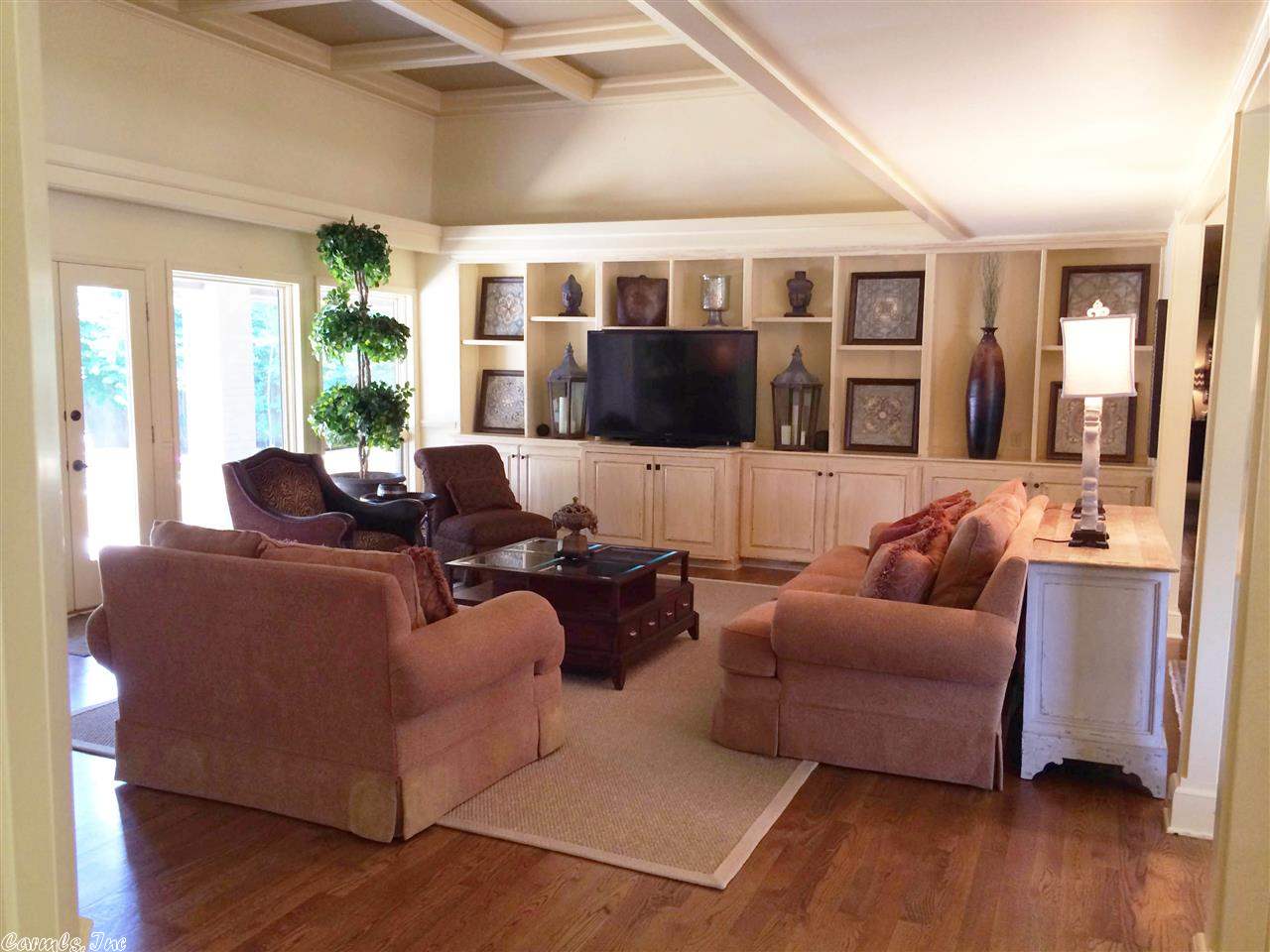 CHENAL VALLEY CHENAL CIRCLE - Residential