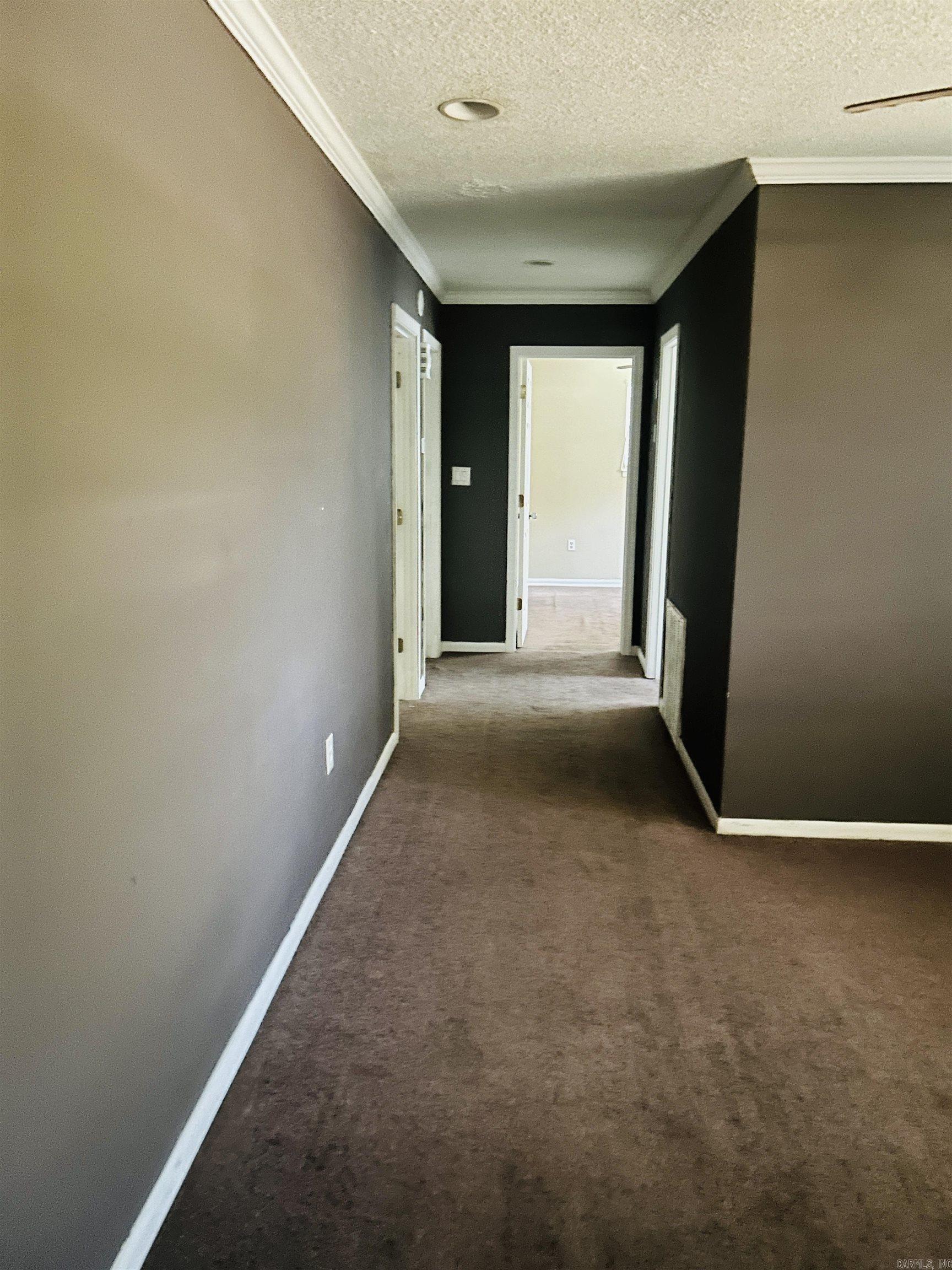 SHADY BROOK - Residential