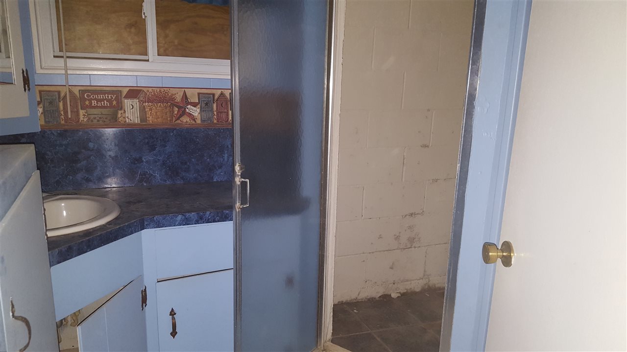 Sequoyah - Residential Lease