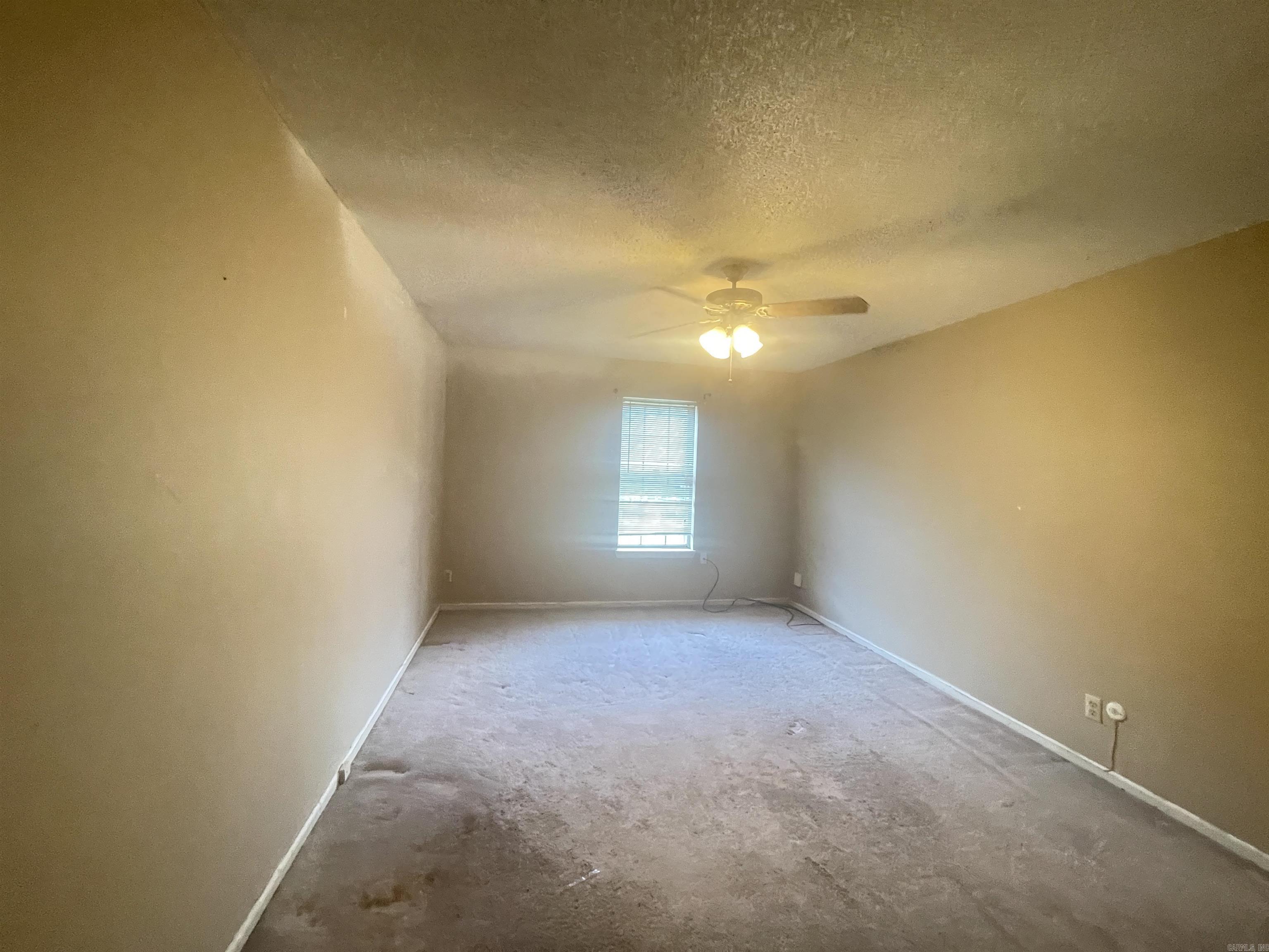 FALLING CREEK - Residential