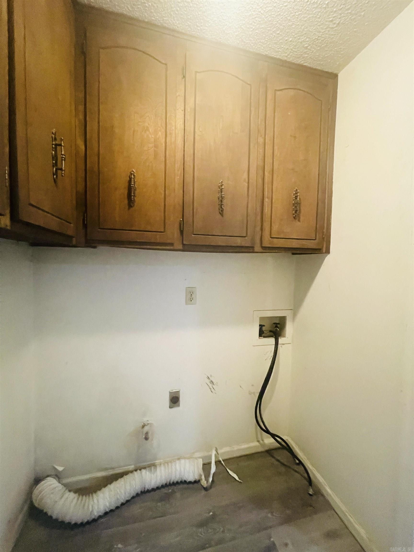 FALLING CREEK - Residential