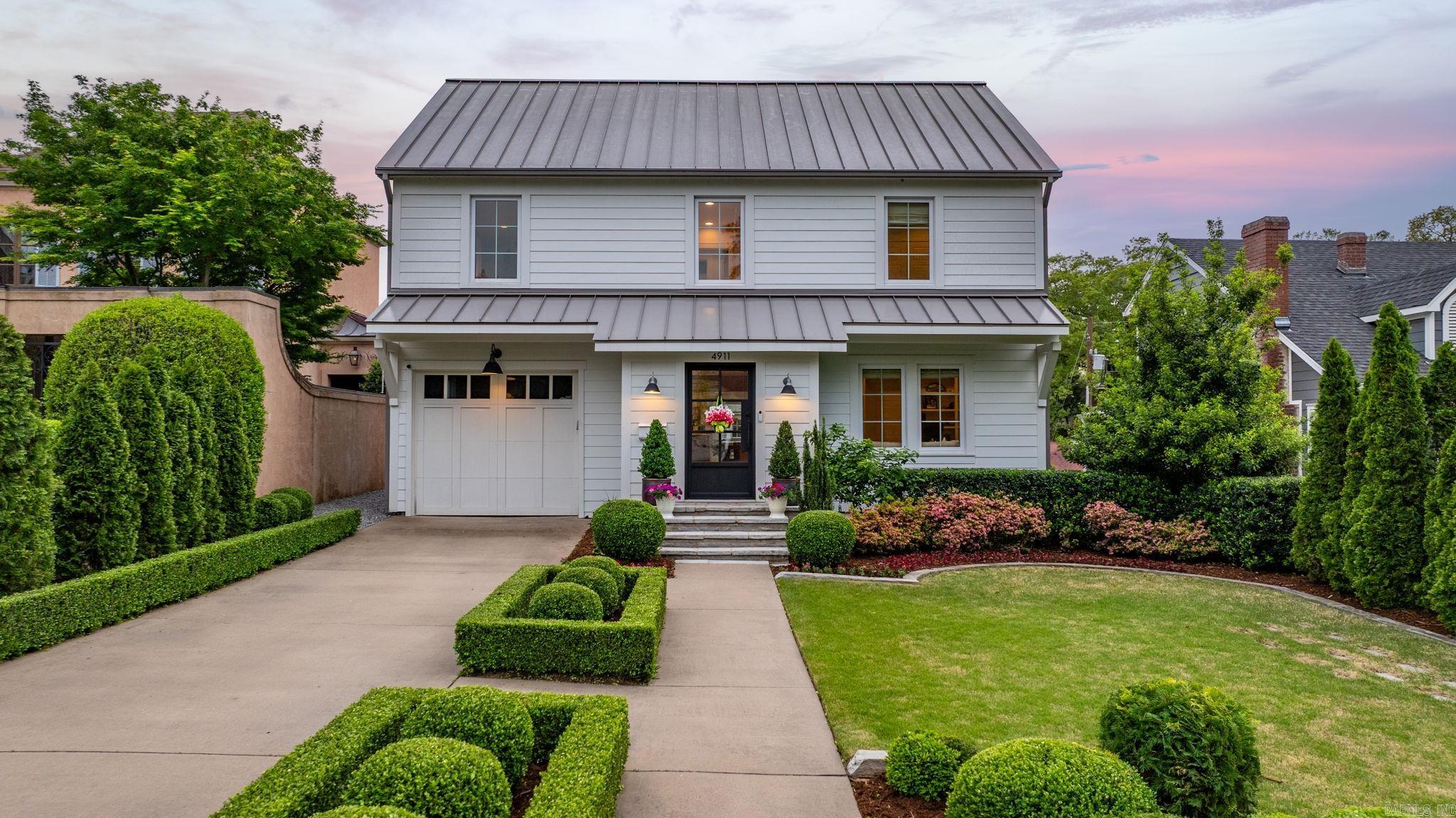 NEWTONS - Residential