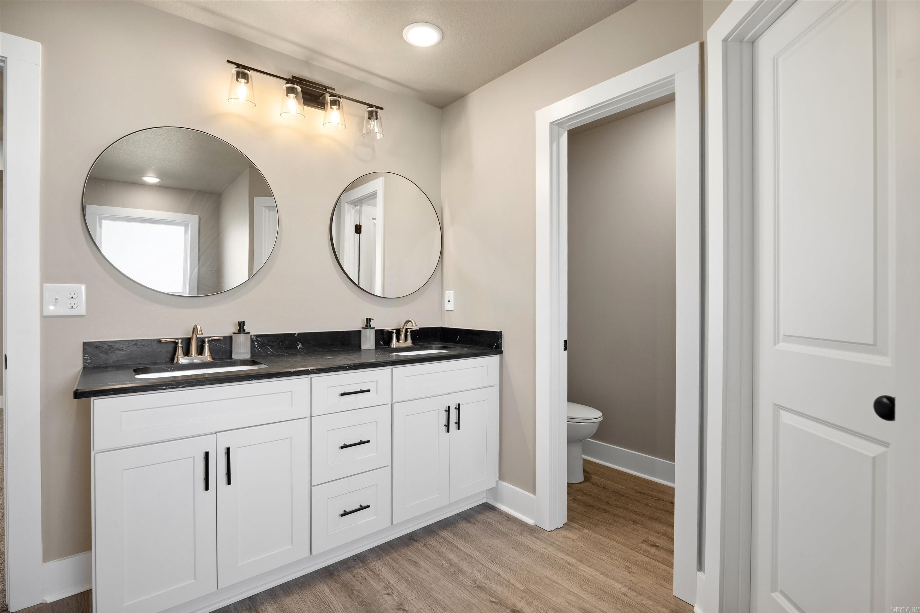 WHISPERING HILLS - Residential