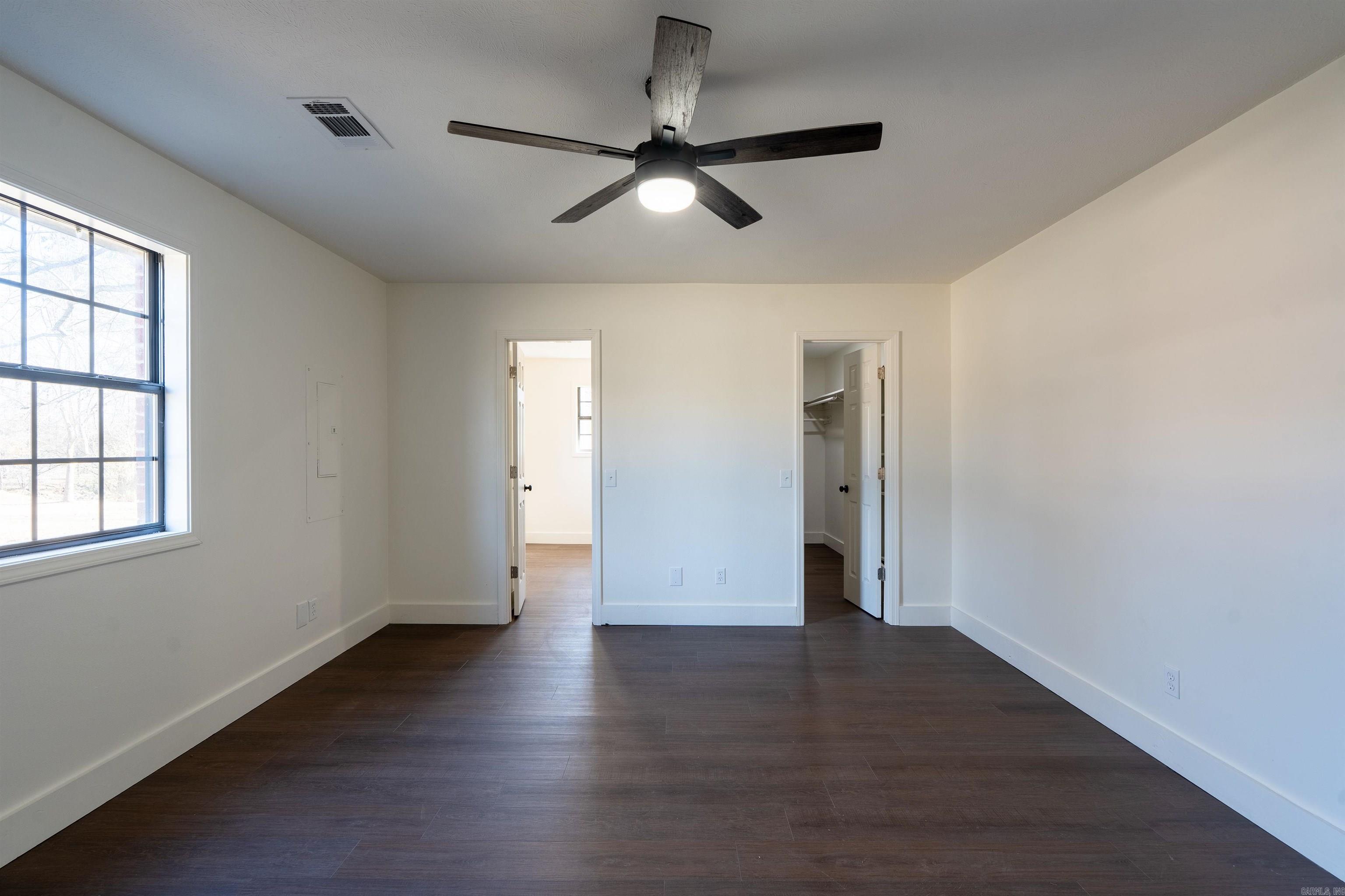 ROLLING MEADOWS (UNREC) - Residential