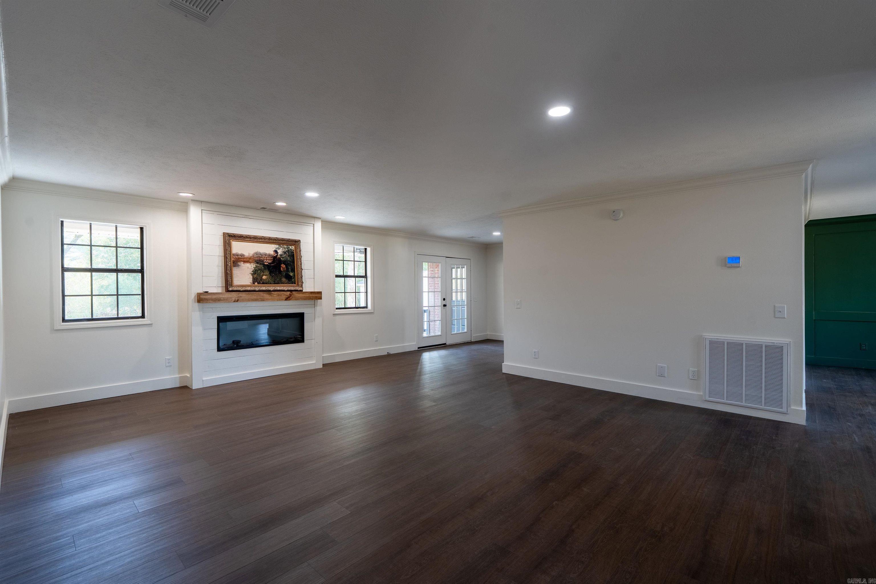 ROLLING MEADOWS (UNREC) - Residential