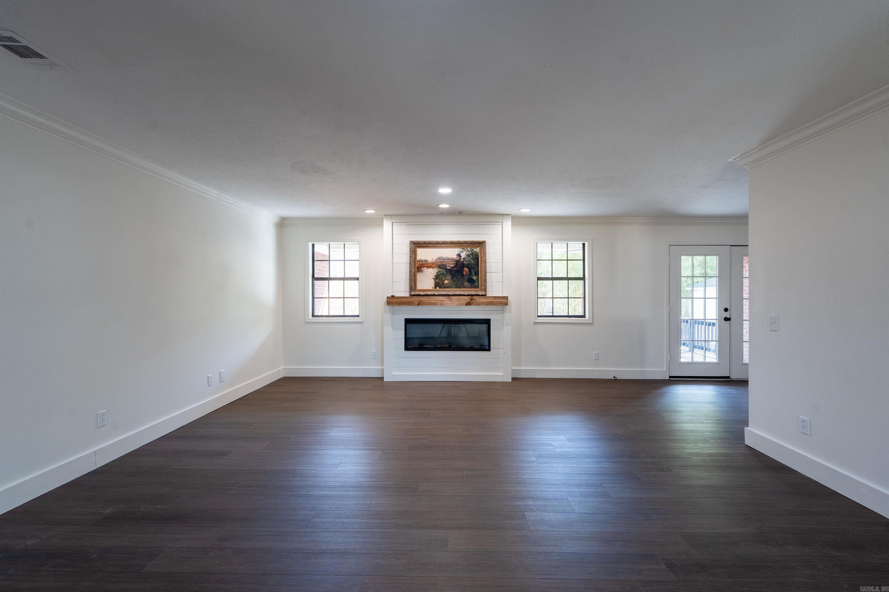 ROLLING MEADOWS (UNREC) - Residential