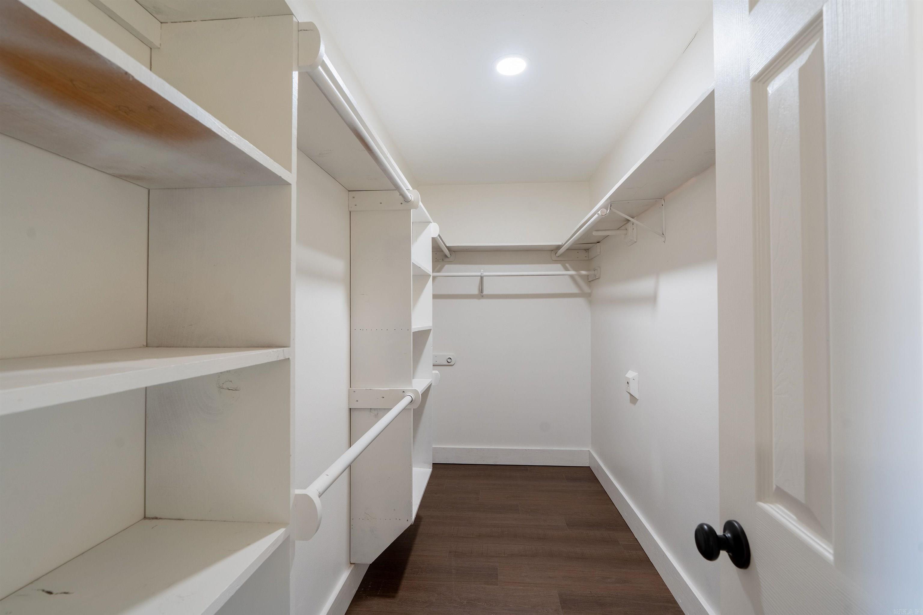 ROLLING MEADOWS (UNREC) - Residential