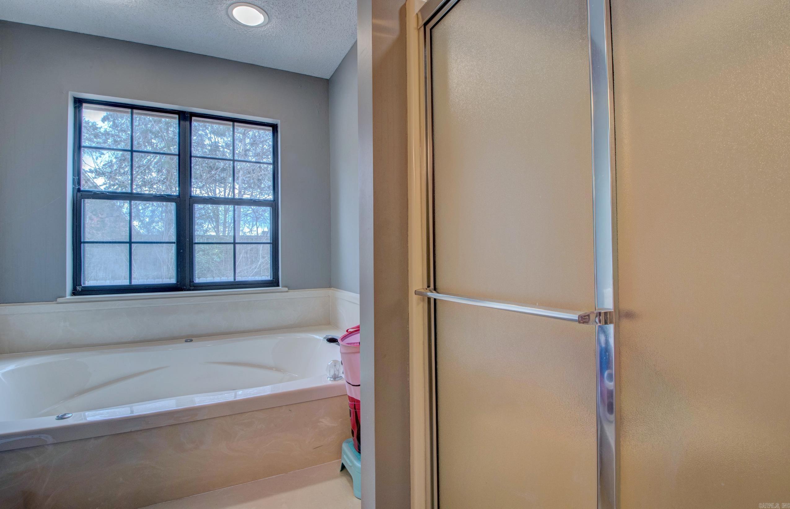 COUNTRY CLUB TERRACE - Residential