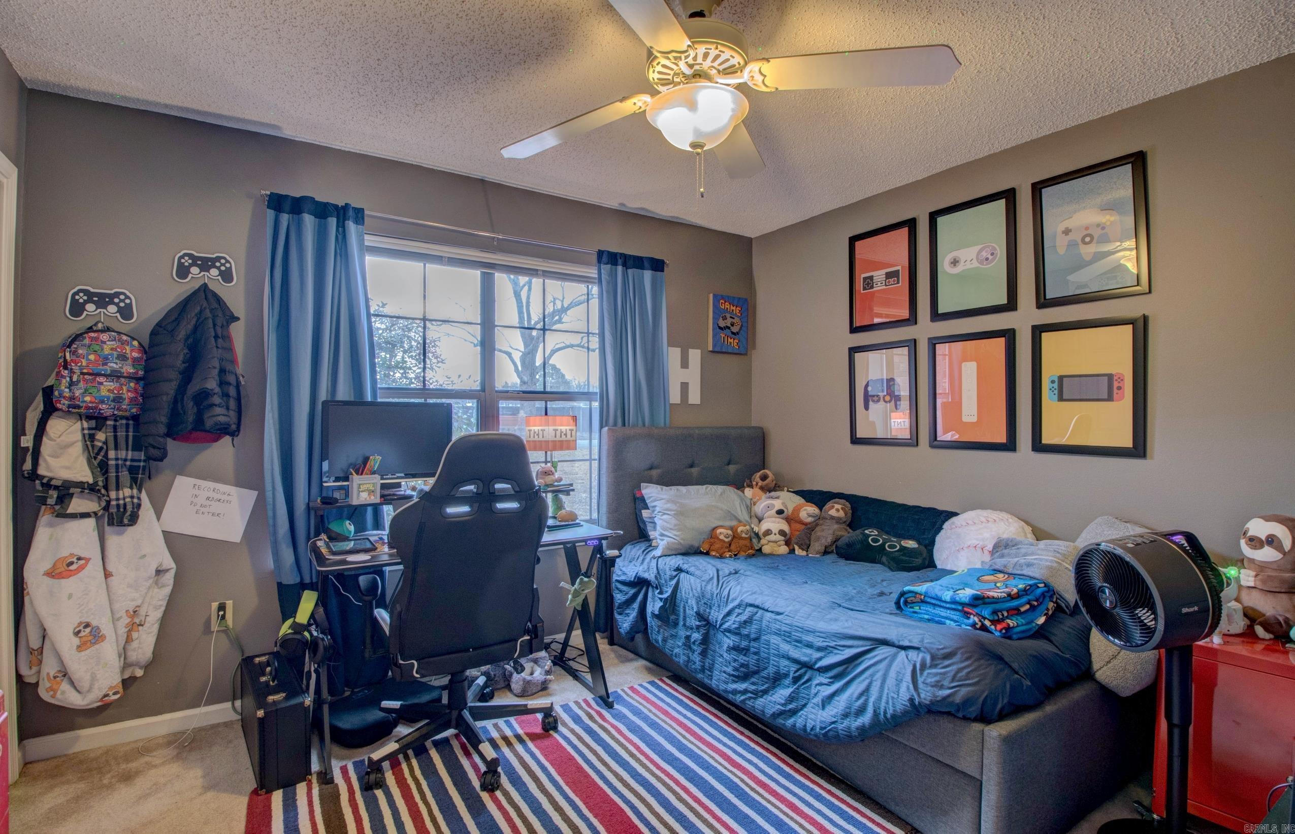 COUNTRY CLUB TERRACE - Residential