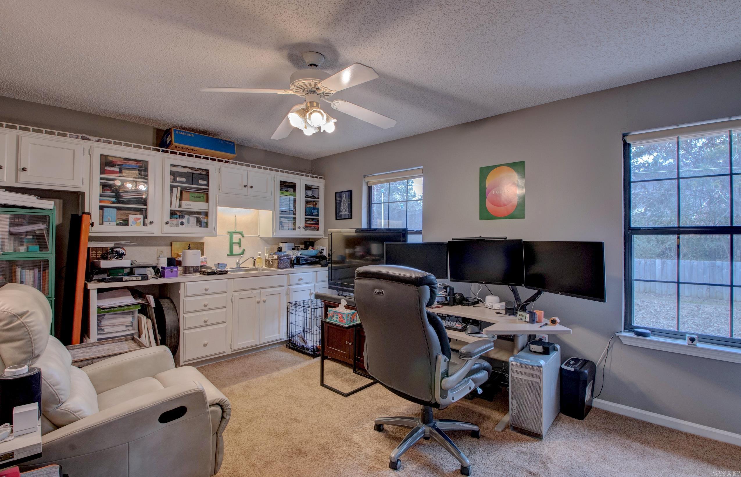 COUNTRY CLUB TERRACE - Residential