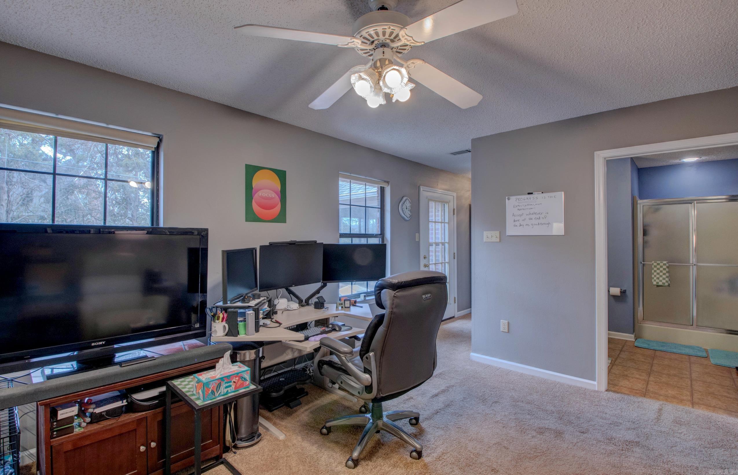 COUNTRY CLUB TERRACE - Residential