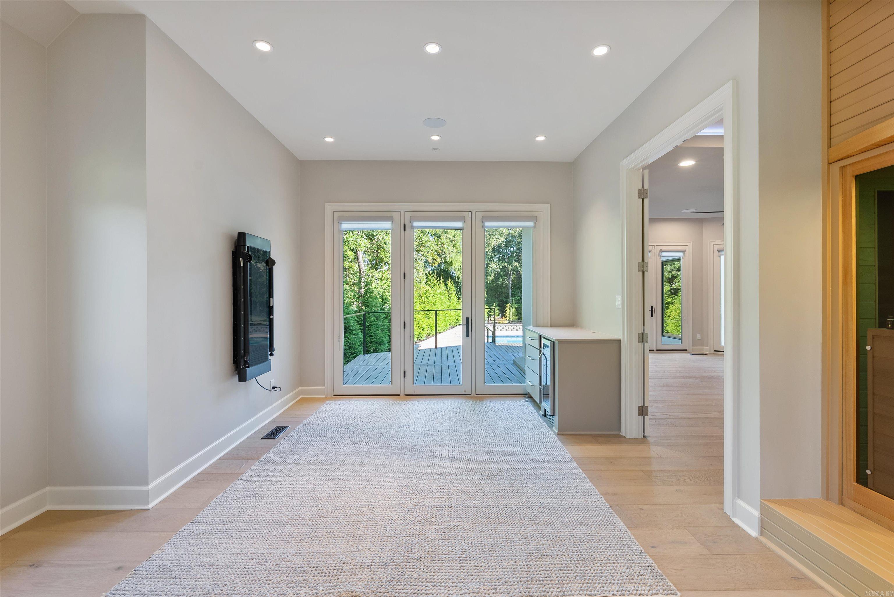 VALLEY FALLS ESTATES - Residential