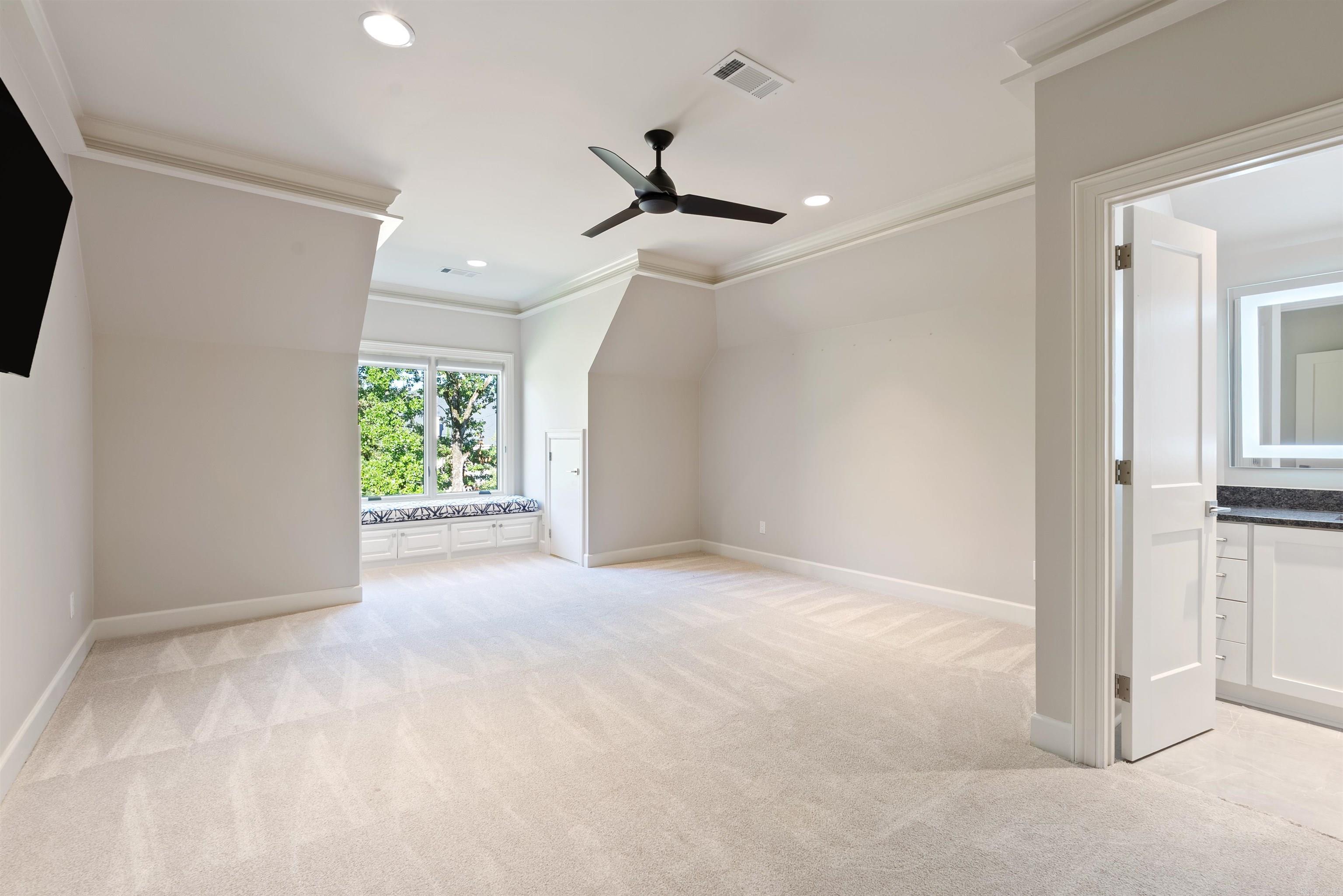 VALLEY FALLS ESTATES - Residential