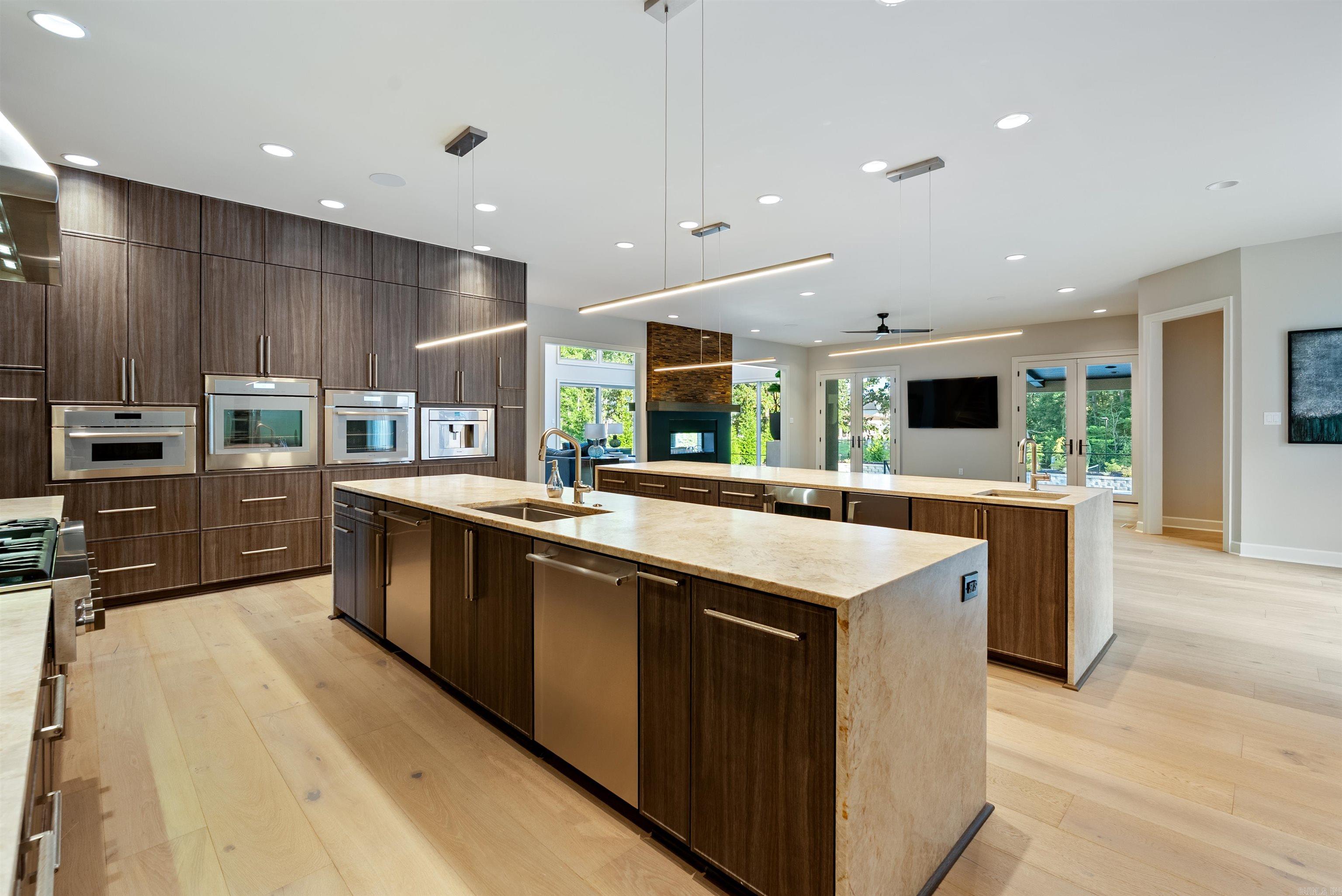 VALLEY FALLS ESTATES - Residential