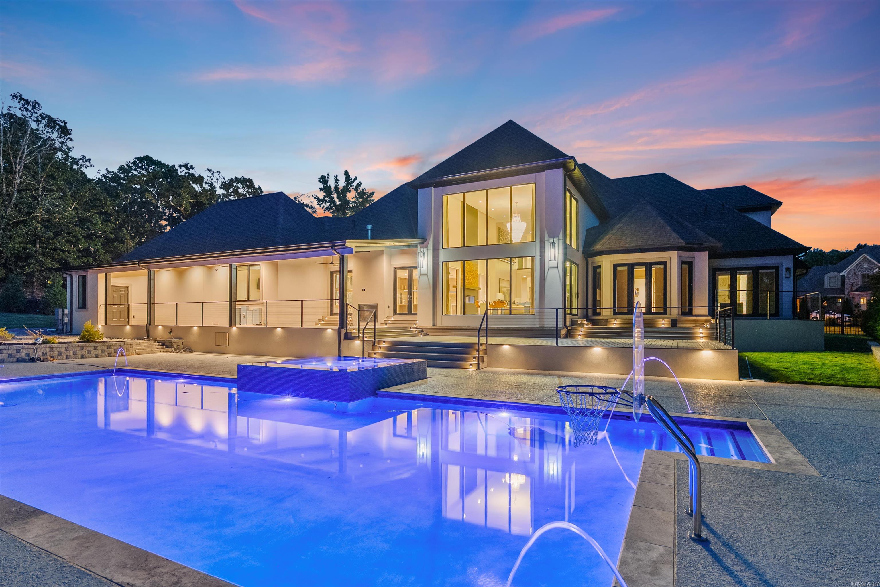 VALLEY FALLS ESTATES - Residential