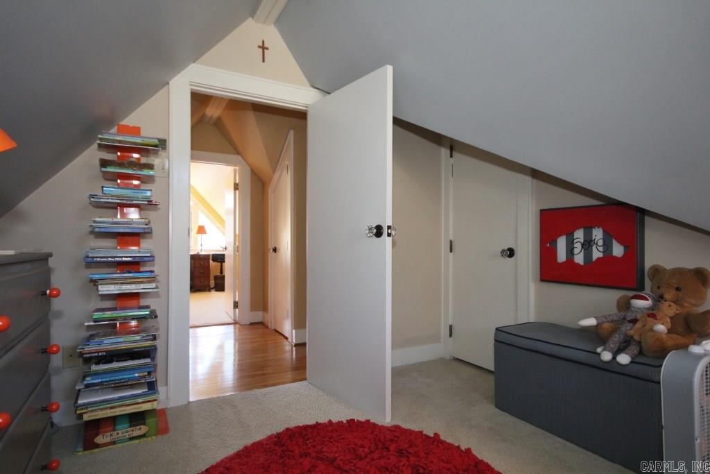 Newtons - Residential