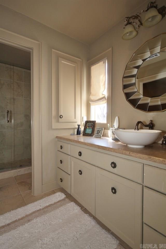 Newtons - Residential