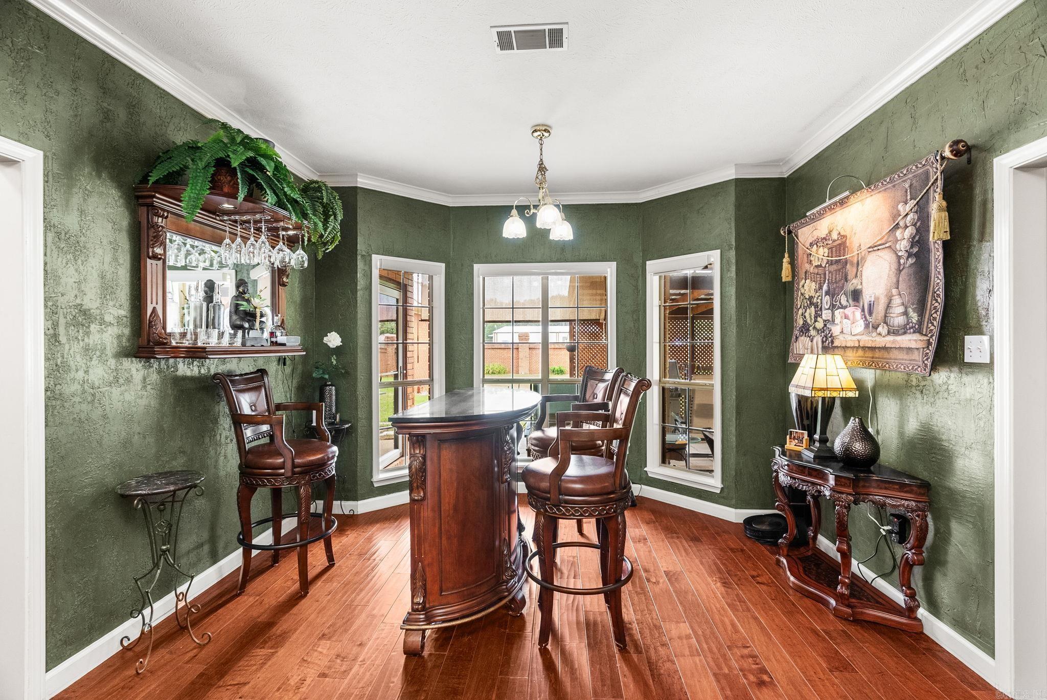 Royal Oaks - Residential