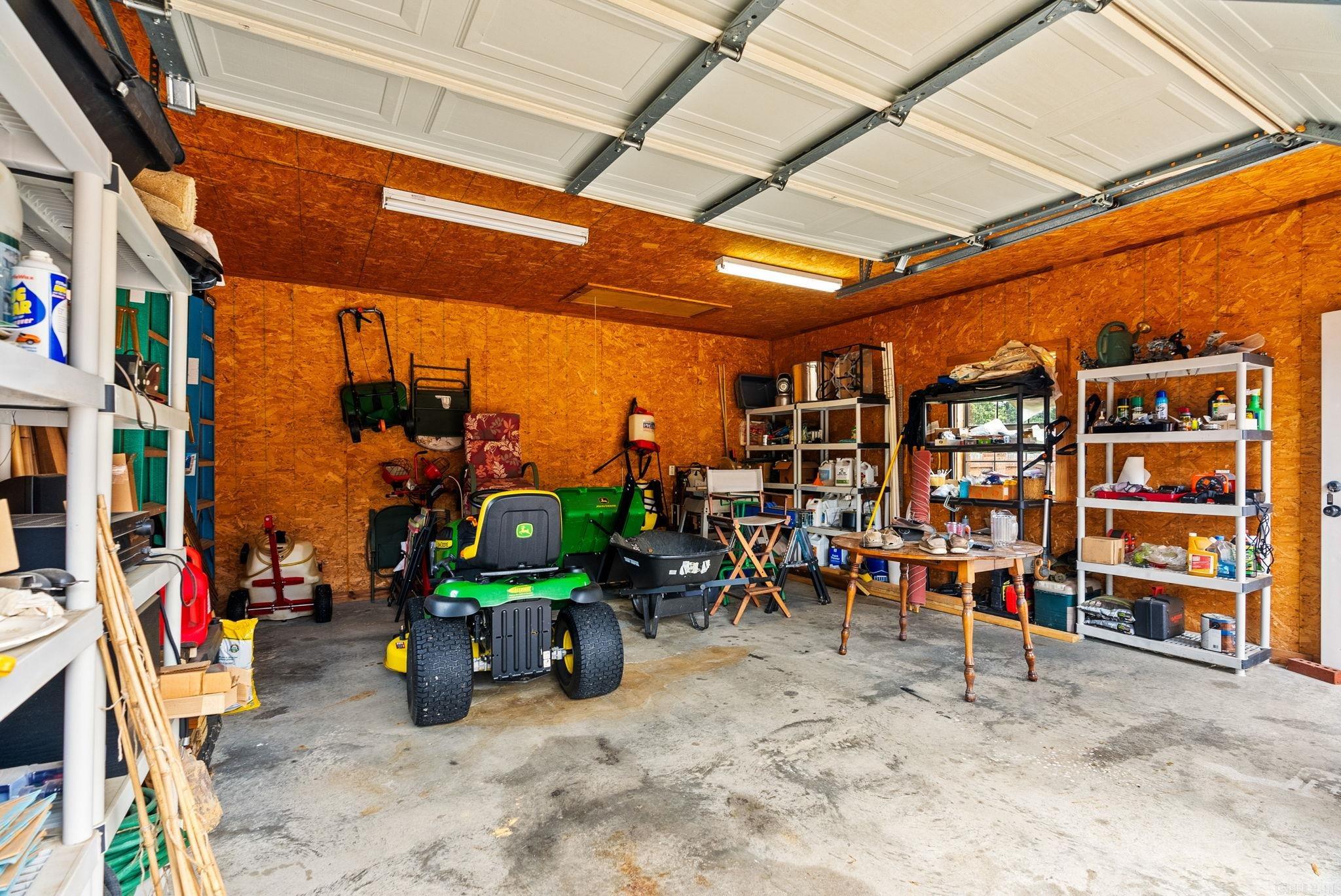 Royal Oaks - Residential