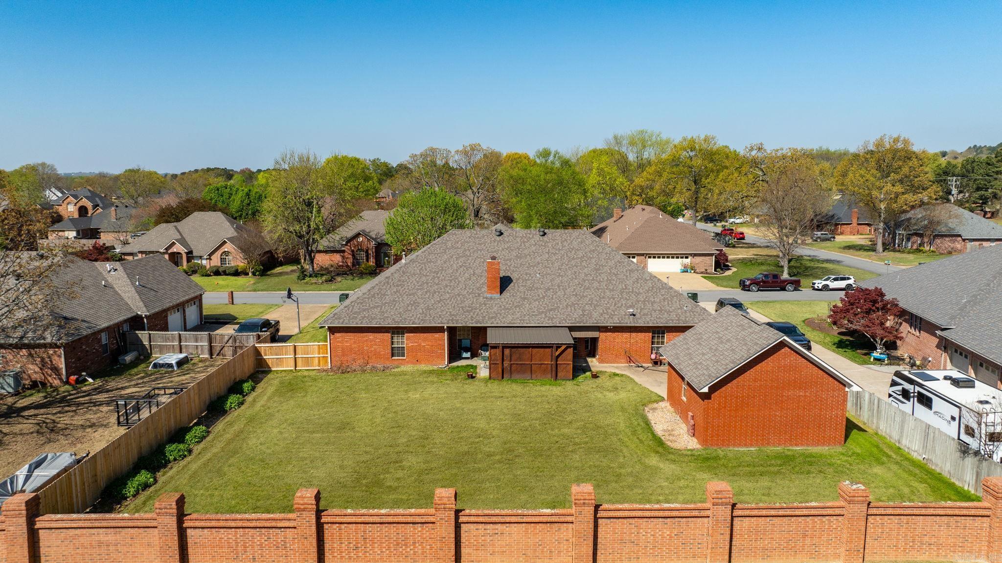 Royal Oaks - Residential