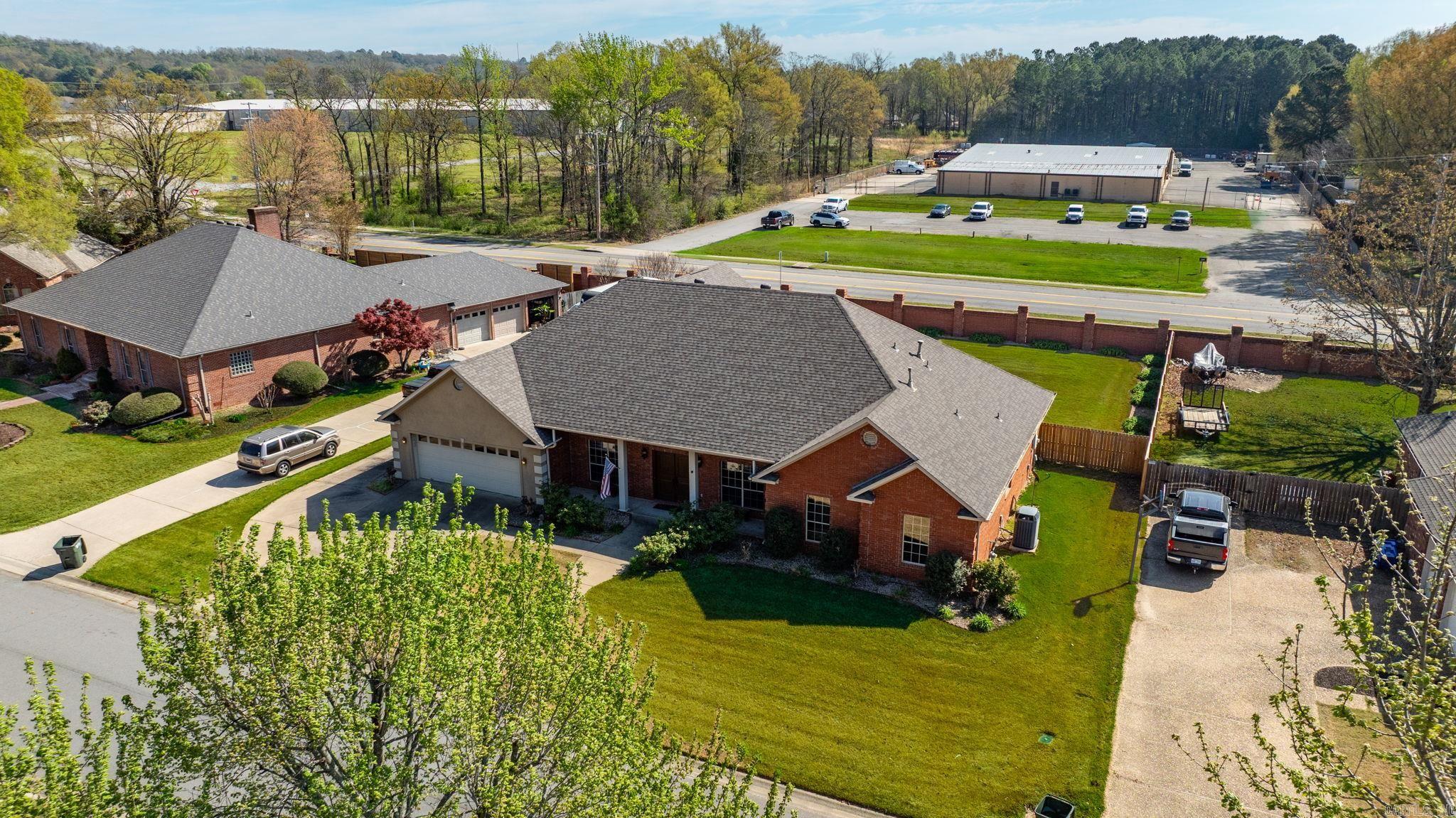 Royal Oaks - Residential