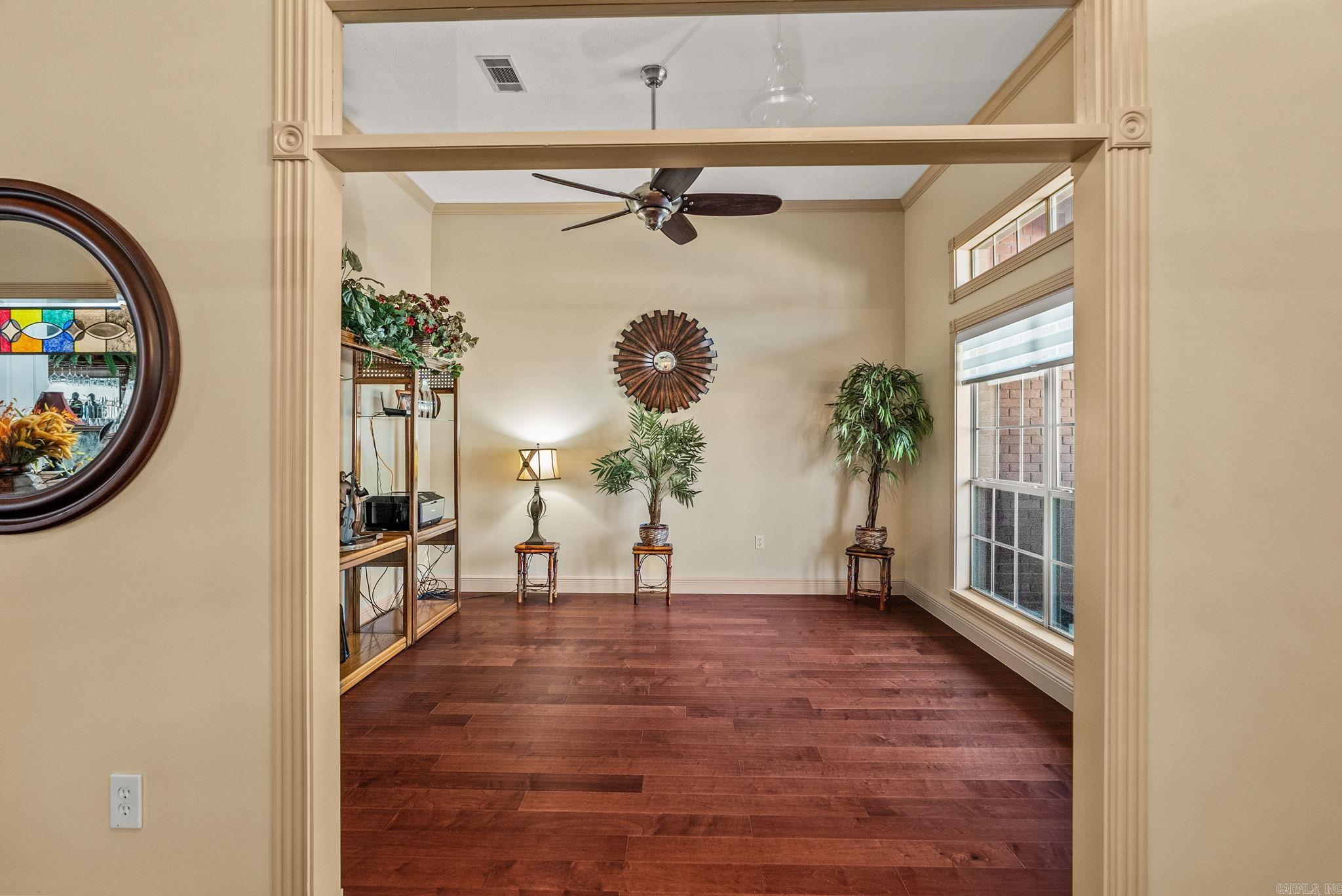 Royal Oaks - Residential