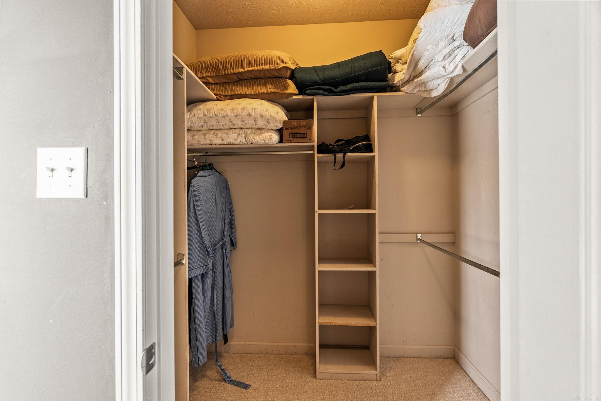 Royal Oaks - Residential