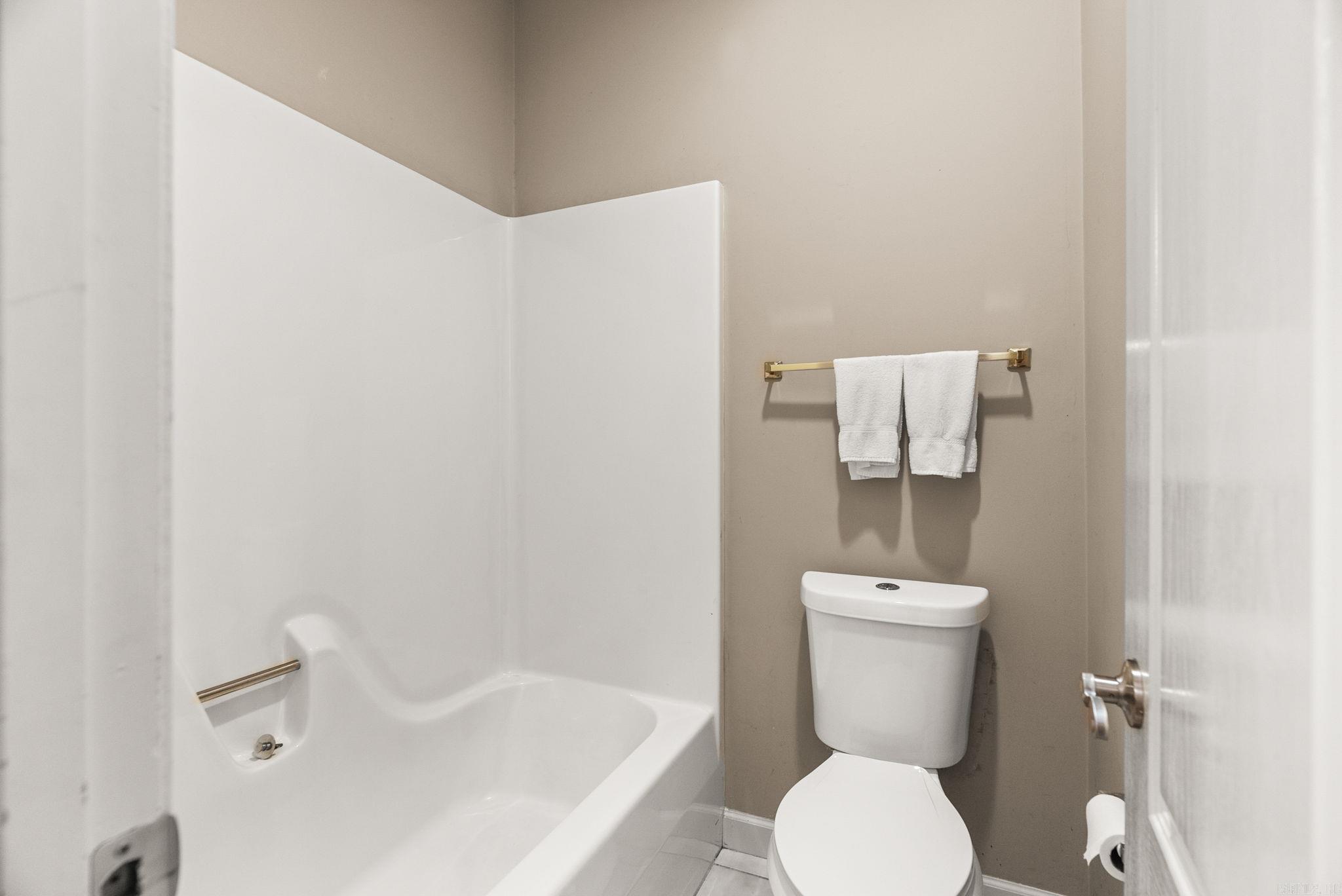 Royal Oaks - Residential