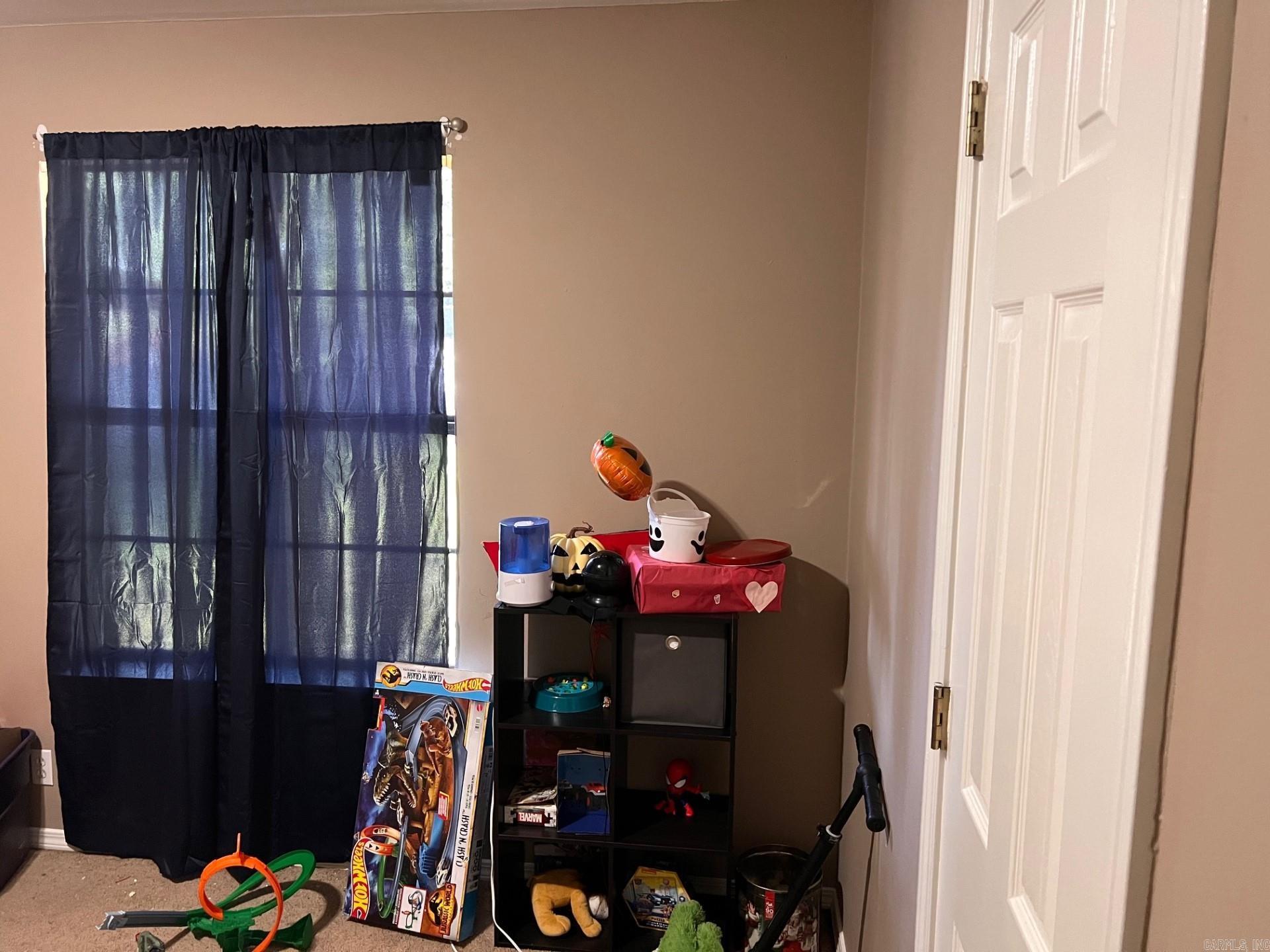 Metes & Bounds - Residential Income