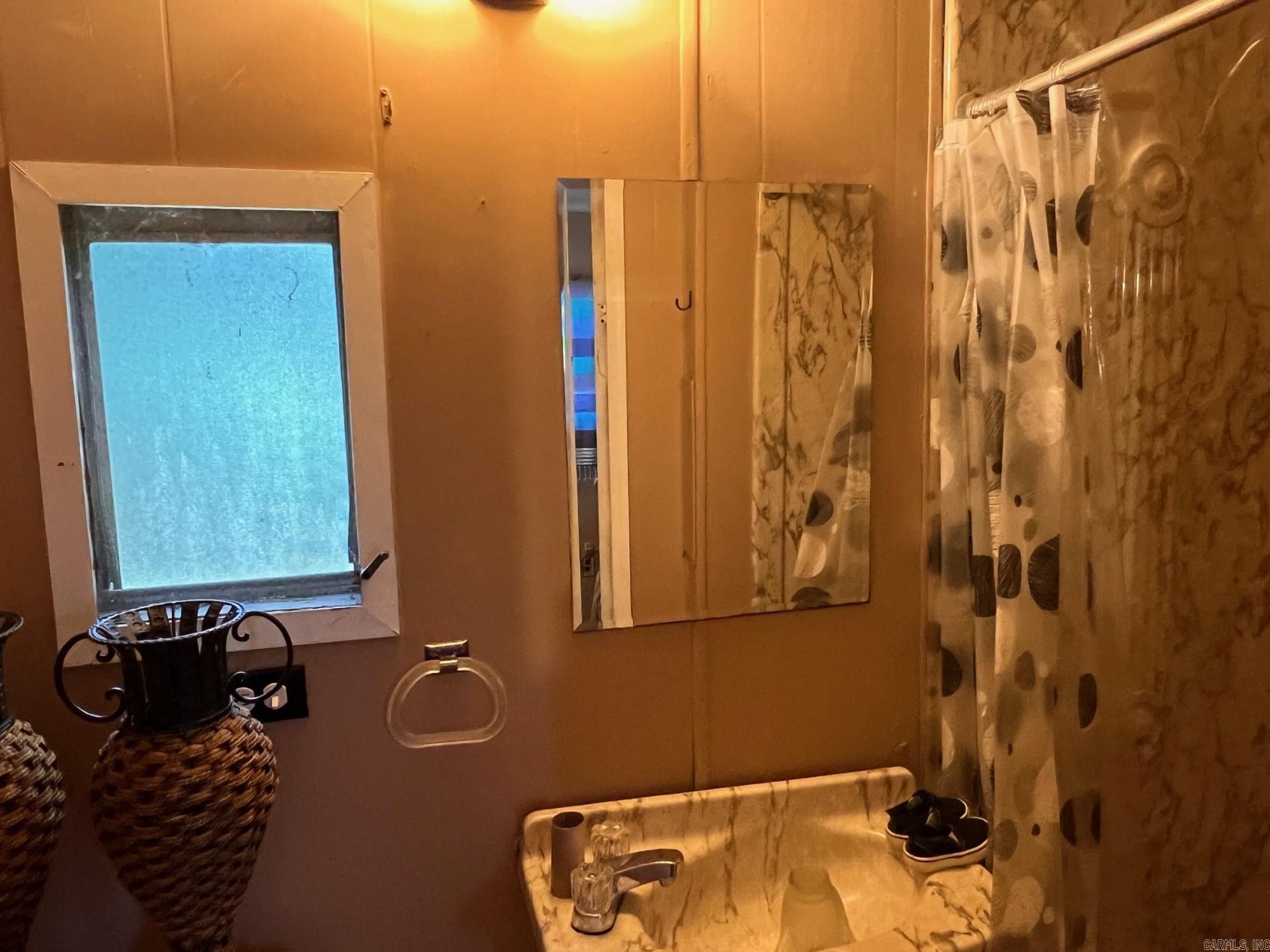 Metes & Bounds - Residential Income