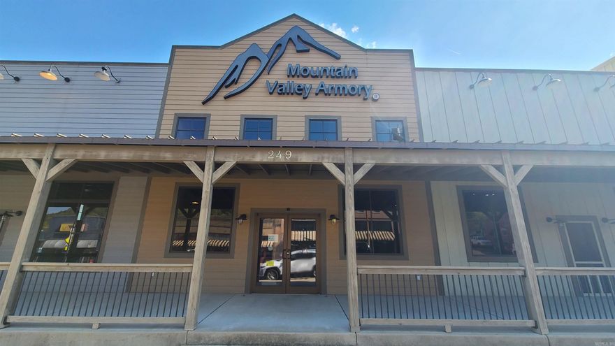 Very nice 4,704 sq ft space in a growing area of retail shops, restaurants, wine bars, nightlife, and more.  One block from historic downtown Hot Springs National Park, and just a short walk to one of the state's busiest convention centers.