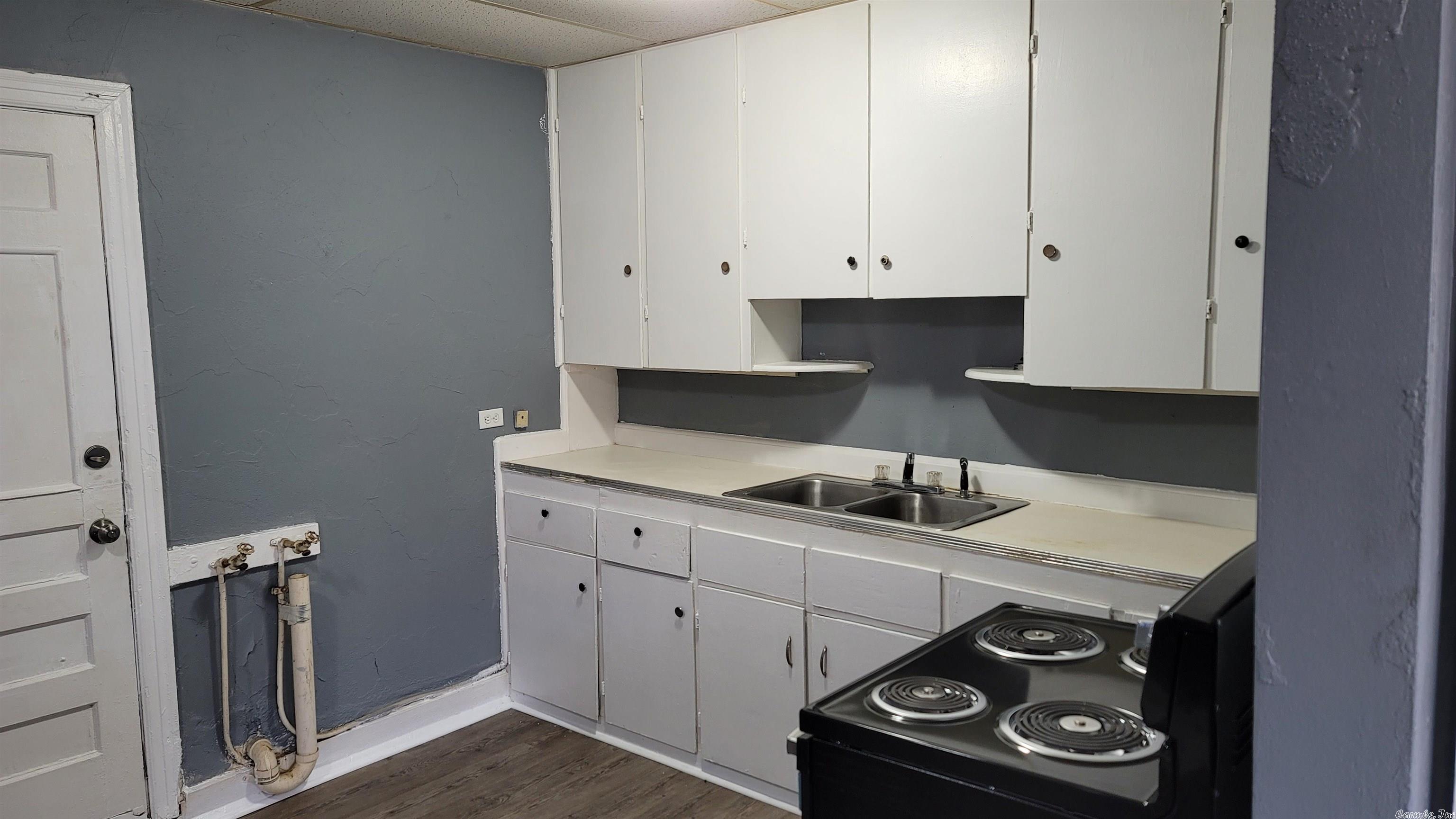 Schattlers 2nd - Residential Lease