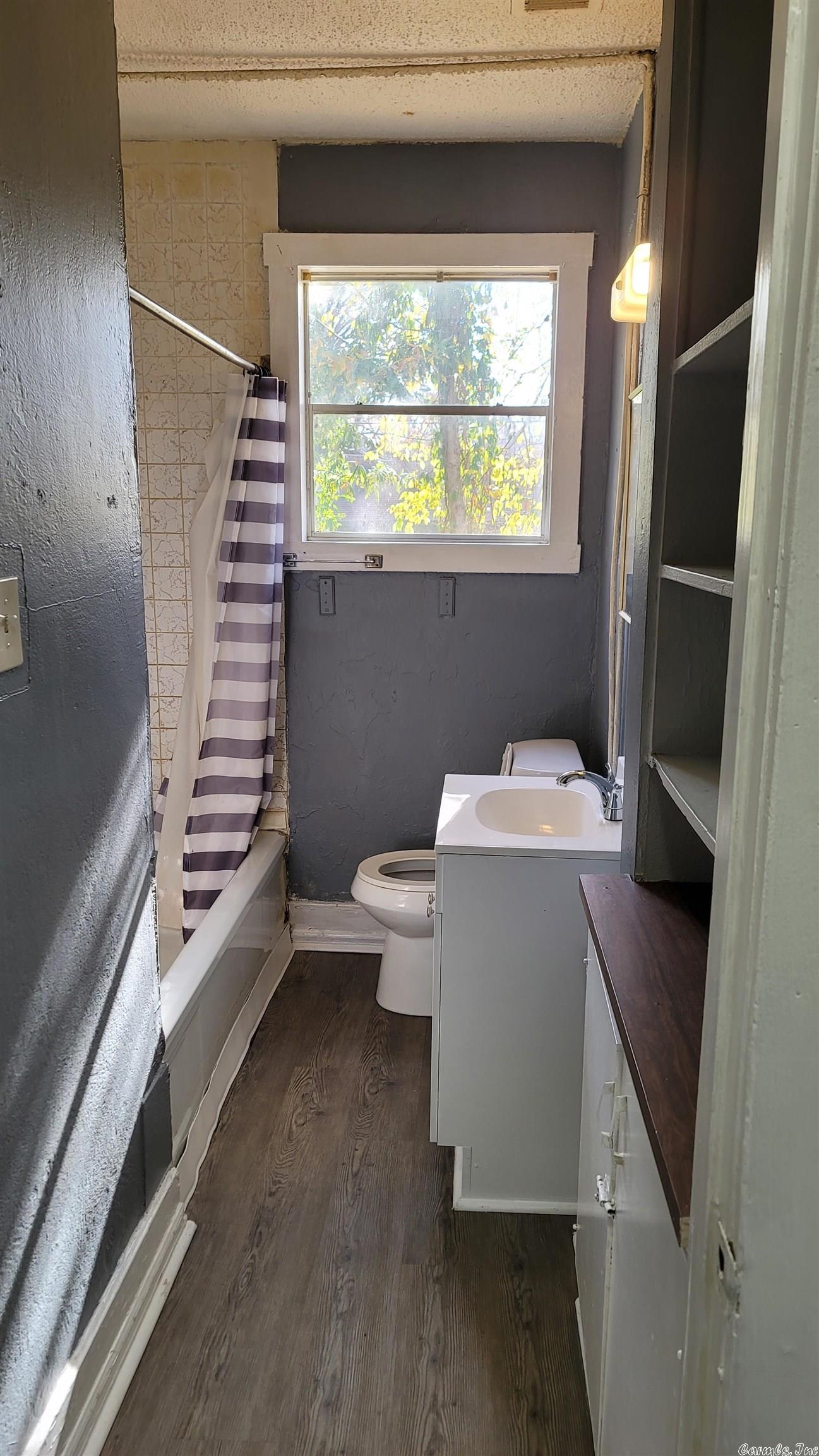 Schattlers 2nd - Residential Lease