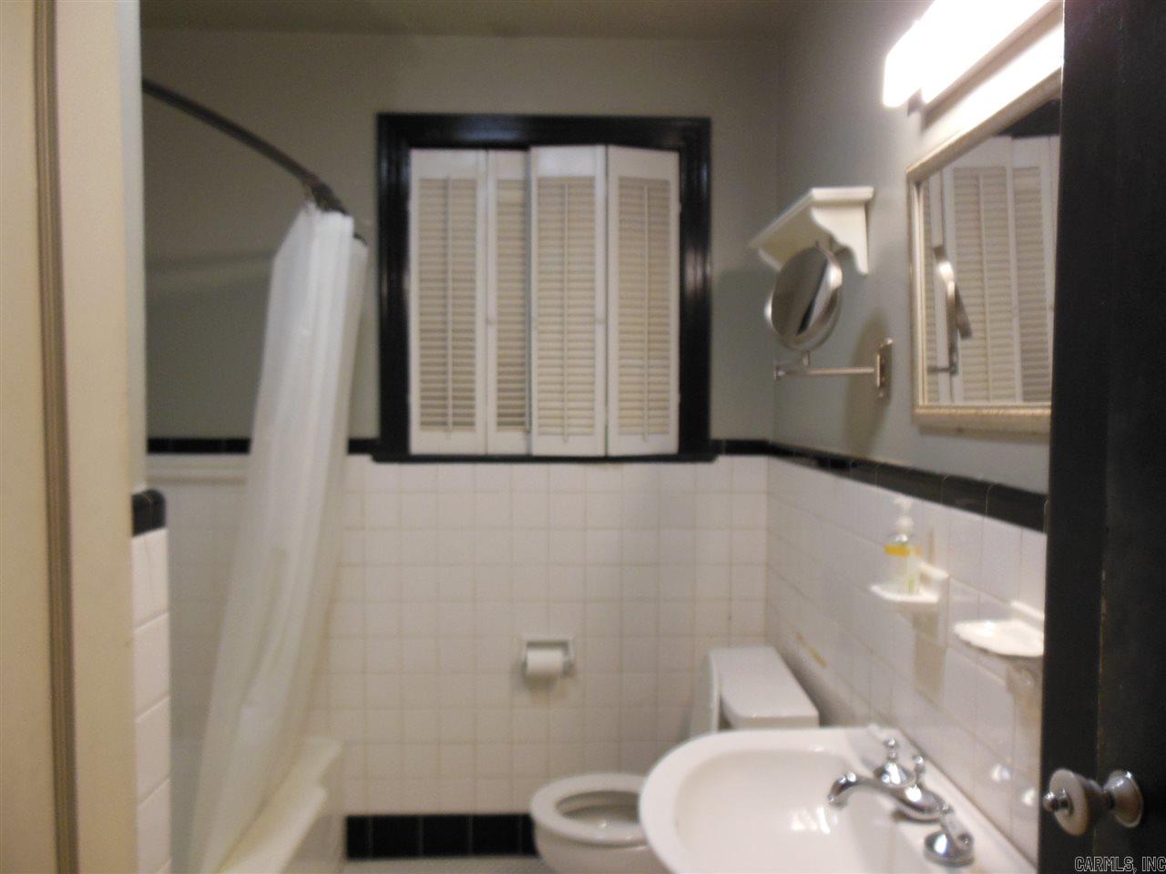 Oak Forrest - Residential Lease