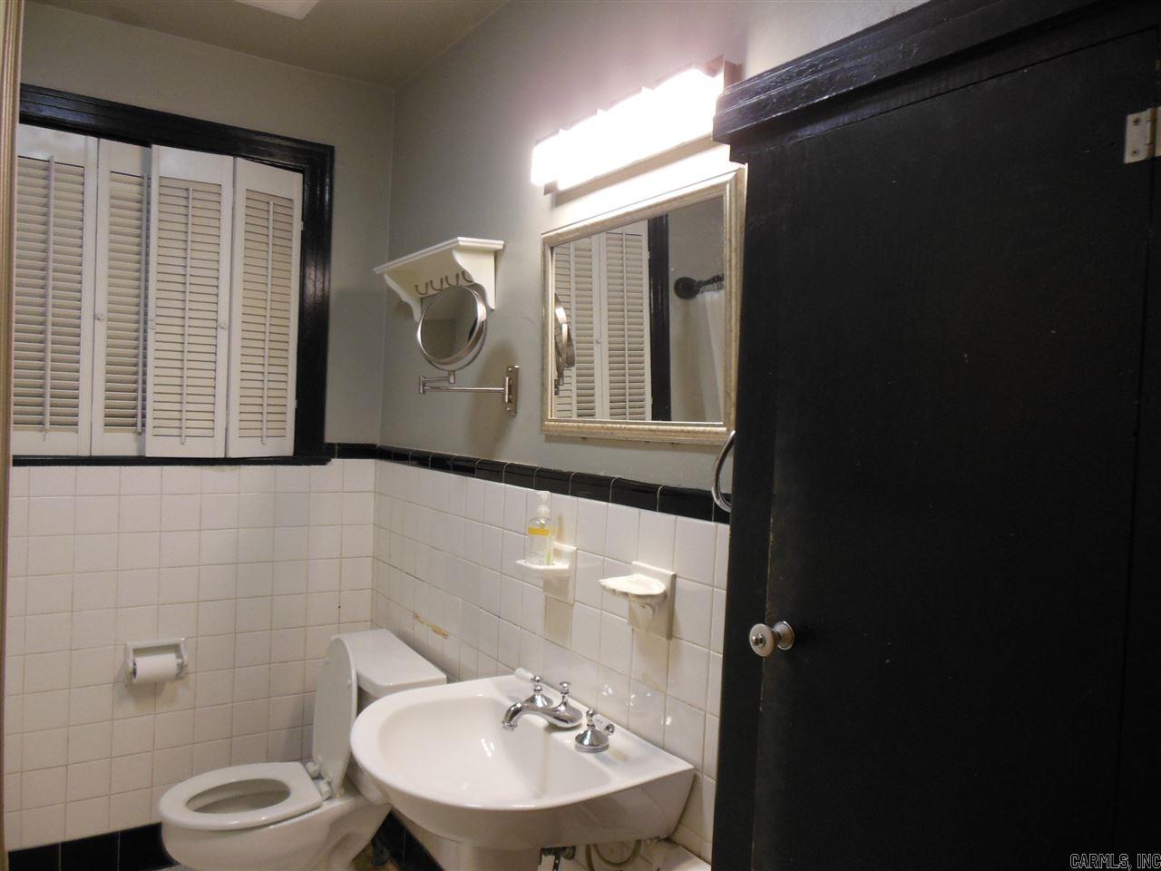 Oak Forrest - Residential Lease