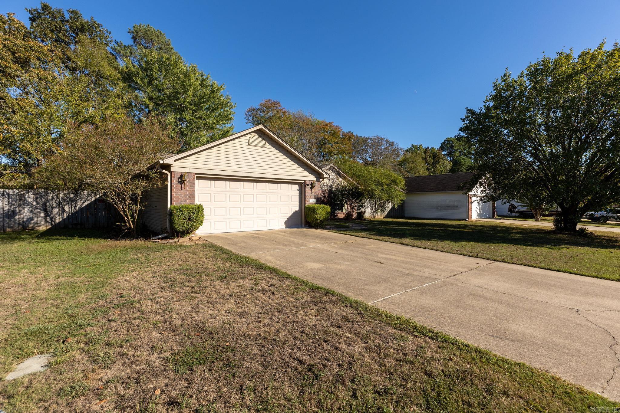 BRYANT MEADOWS - Residential