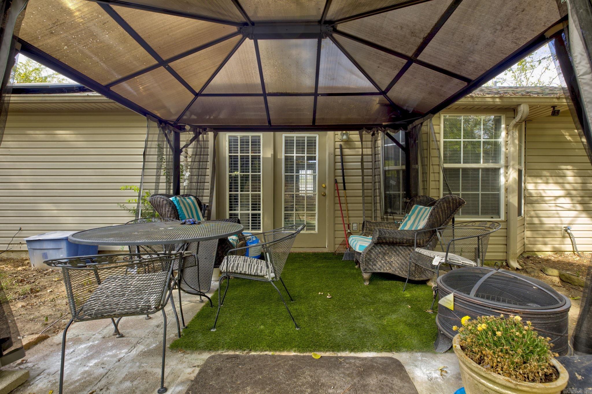 BRYANT MEADOWS - Residential