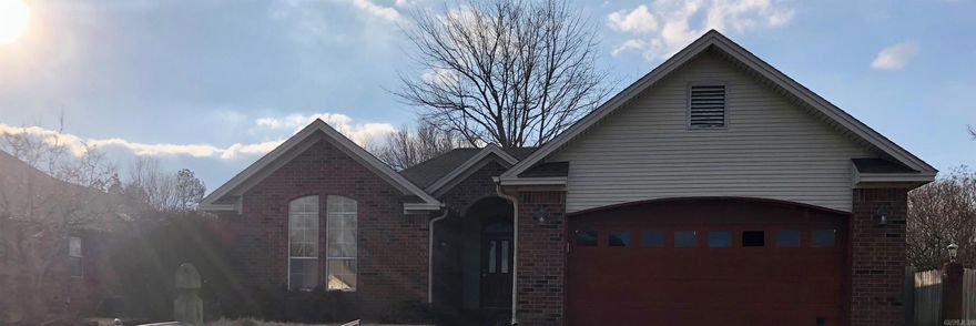 ***FOR RENT*** $1,400 RENT $1,400 DEPOSIT  Welcome to 105 Larkspur Ln, Searcy, AR 72143, your next home sweet home! This inviting residence offers a spacious layout with 3 bedrooms and 2 bathrooms, complemented by modern amenities and ample living space. Park your vehicles conveniently in the attached 2-car garage, and enjoy the expansive backyard along with a large concrete patio, perfect for outdoor activities and entertaining. Situated in a desirable neighborhood in Searcy, AR, this home provides easy access to schools, shopping, dining, and parks. Whether you're relaxing indoors or enjoying the outdoors, this home offers comfort, convenience, and a fantastic location. Don't wait, schedule a viewing today and make this wonderful property yours!