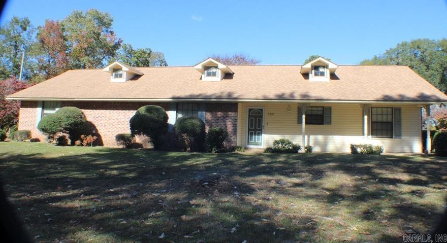 3 bedroom, 3 bath on corner lot with magnolia and dogwood trees. Sunroom with entrance into the den and into a spacious laundry room with plant window and full bath. Office or game area in the den. Ample kitchen cabinets with pantry, breakfast bar and large eating room. Jack and Jill bathroom connects the two secondary bedrooms. Sky lights. Two water heaters.