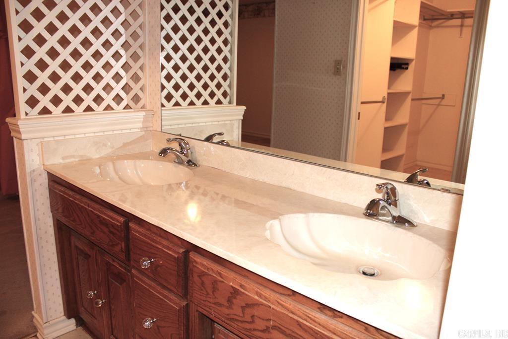 NORTH HEIGHTS GARDEN - Residential