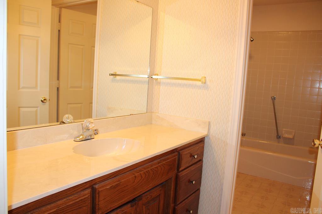 NORTH HEIGHTS GARDEN - Residential