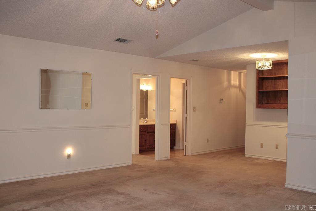 NORTH HEIGHTS GARDEN - Residential