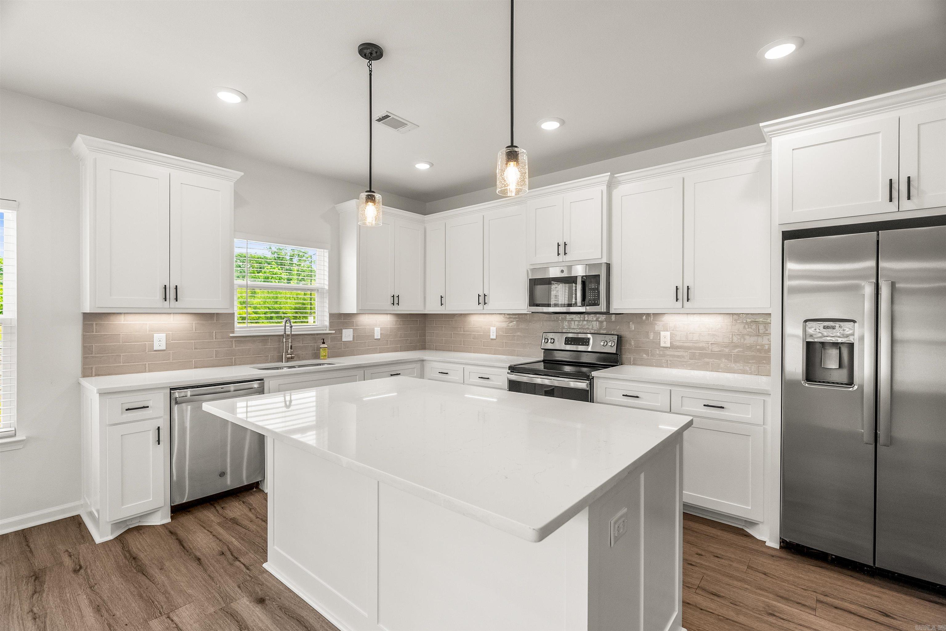 ANDRES GARDENS - Residential