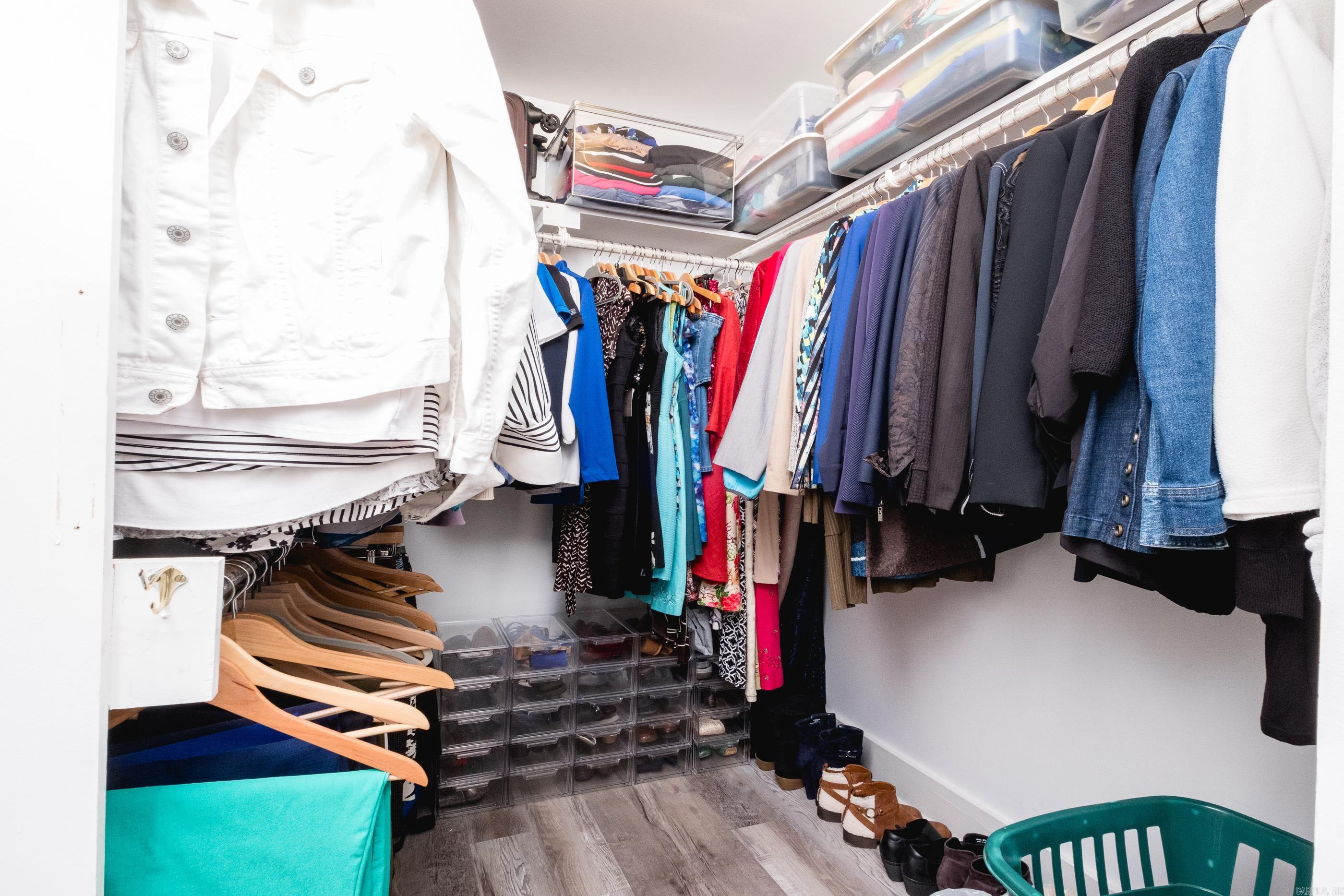 ROSSWOOD COLONY - Residential