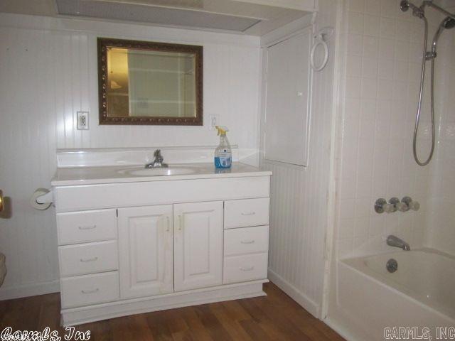 Metes & Bounds - Residential Lease