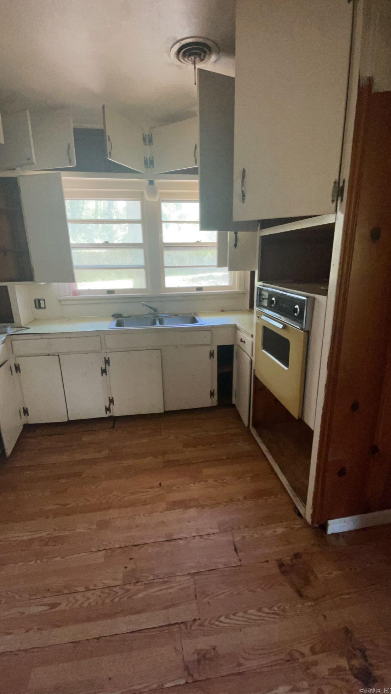 BROOKLINE ADD'N - Residential