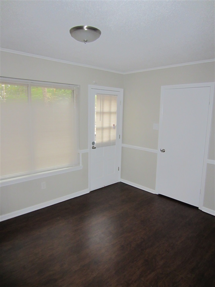 Western Hill - Residential Lease