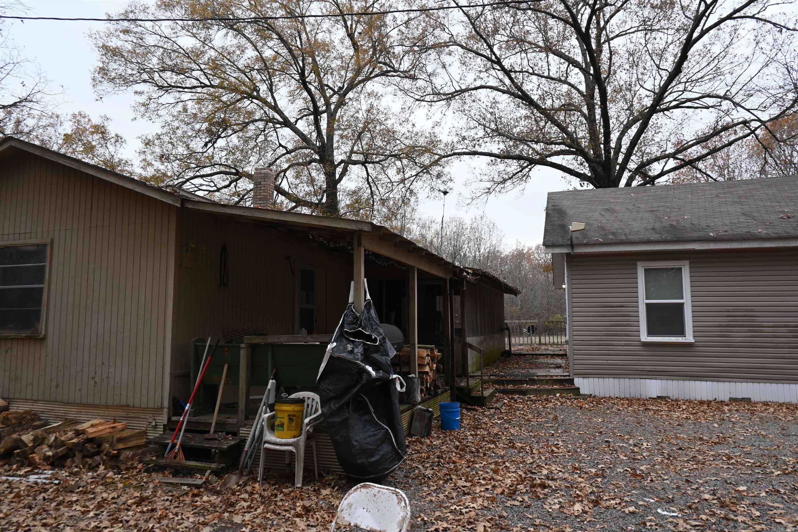 DAVAC ACRES - Residential