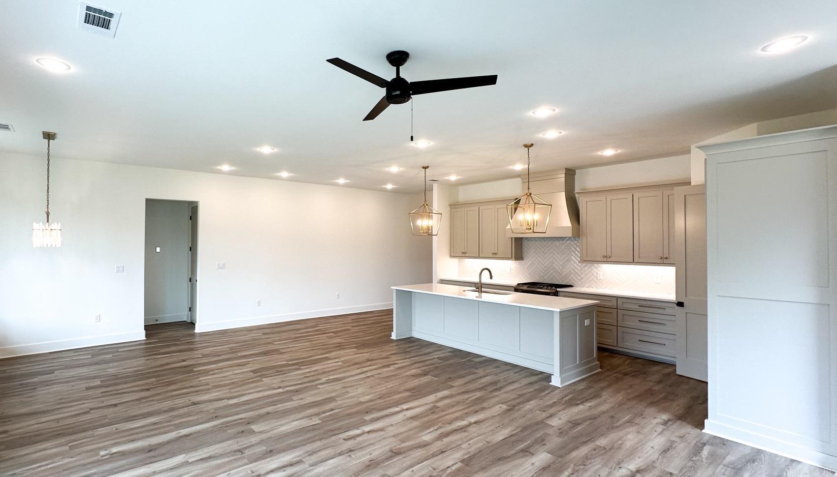 FLETCHER VALLEY "FLETCHER RIDGE" - Residential